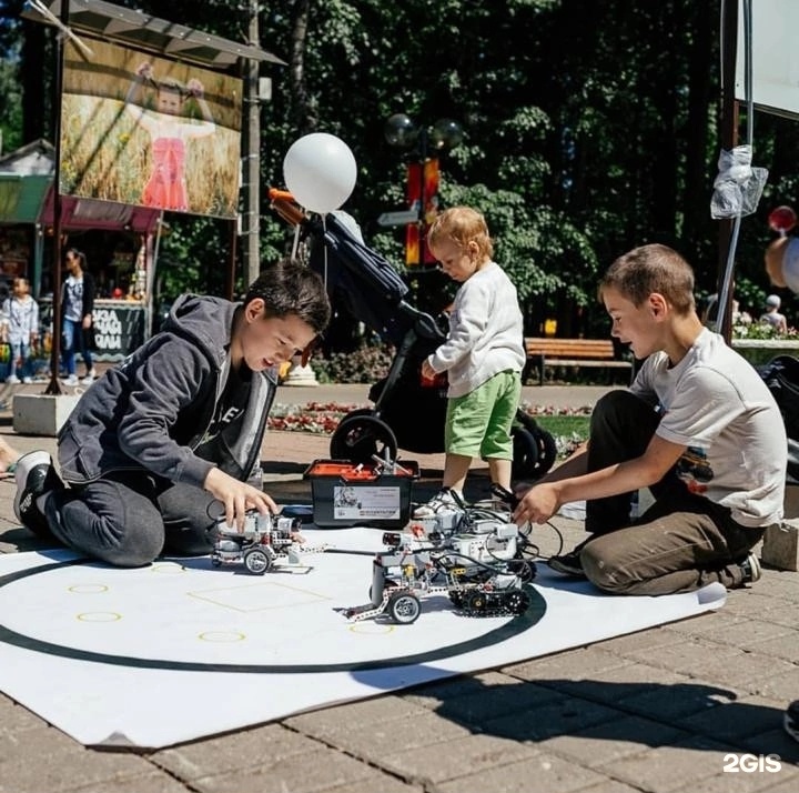 Клуб робототехники и программирования, фотография 1
