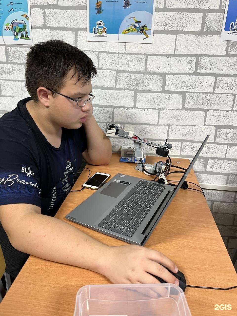 Лига роботов, международная школа робототехники и программирования, фотография 1