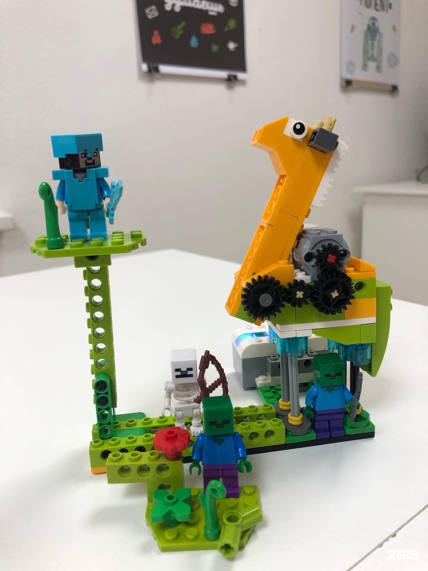 RoboLike, клуб робототехники, программирования и моделизма, фотография 1
