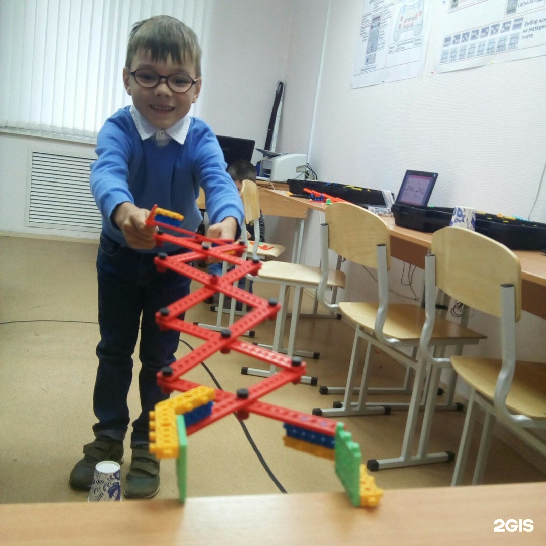 Вектор, детский технический клуб, фотография 1
