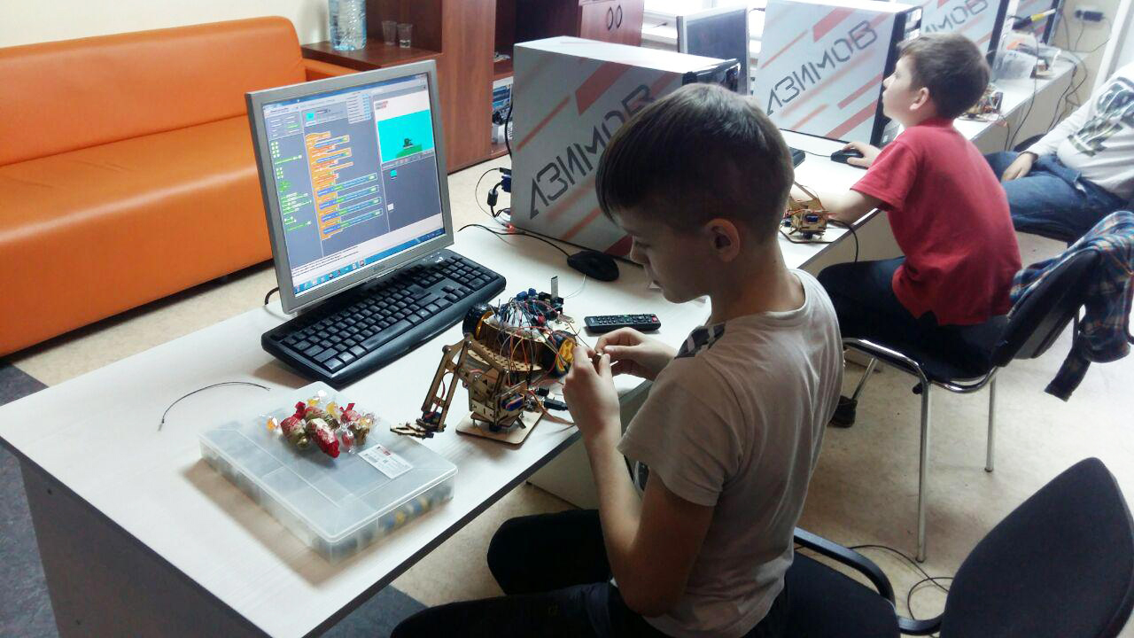 Клуб робототехники Азимов, фотография 6