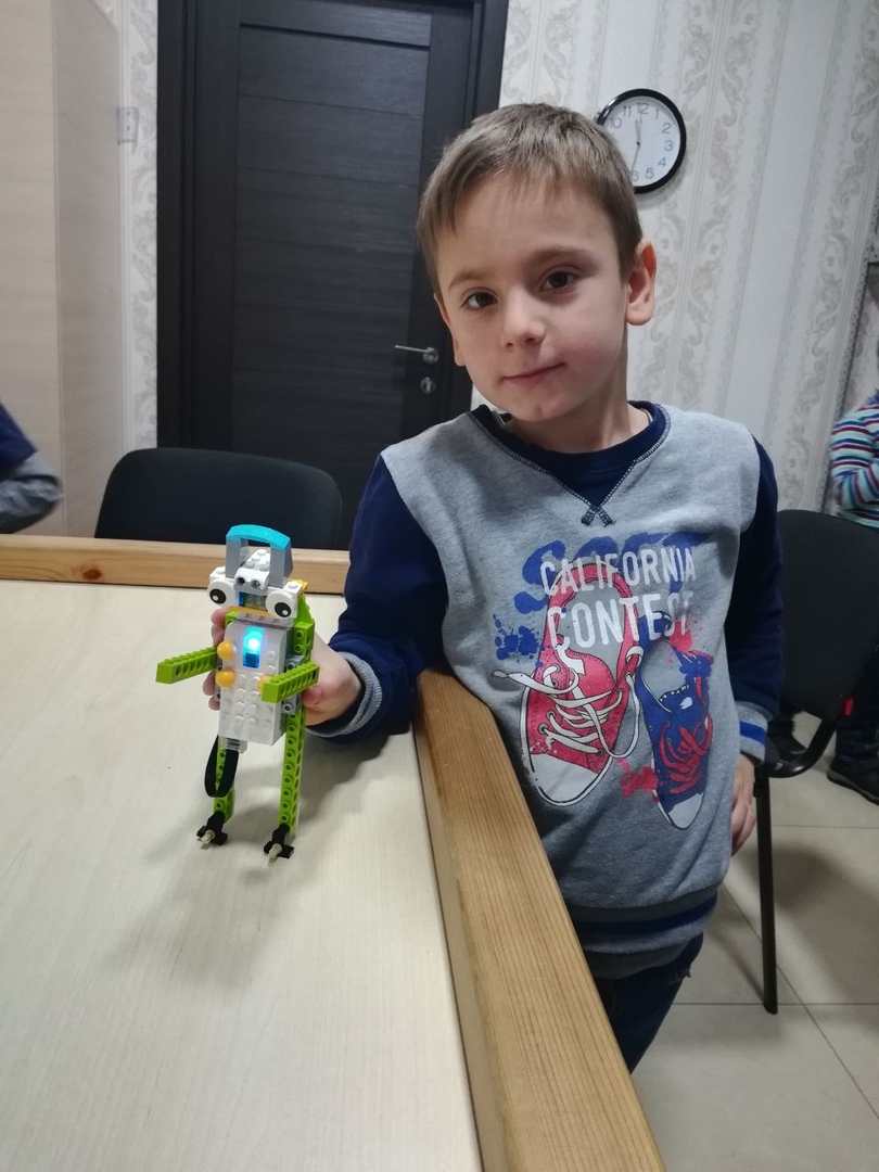 Роботёнок, фотография 2