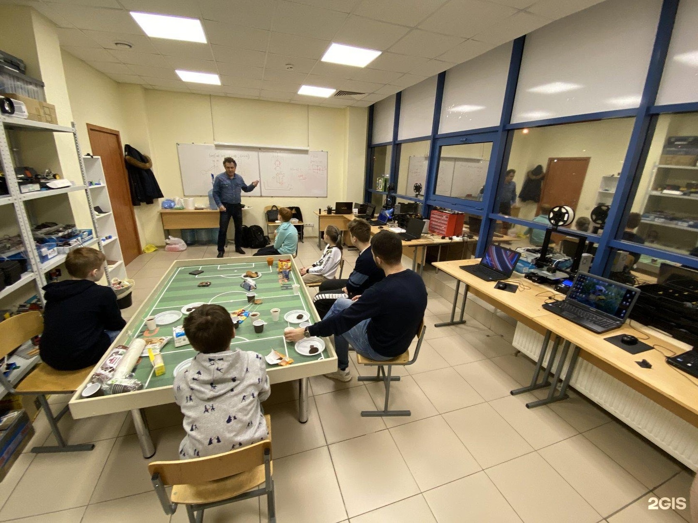 Hirobots, клуб робототехники, фотография 1