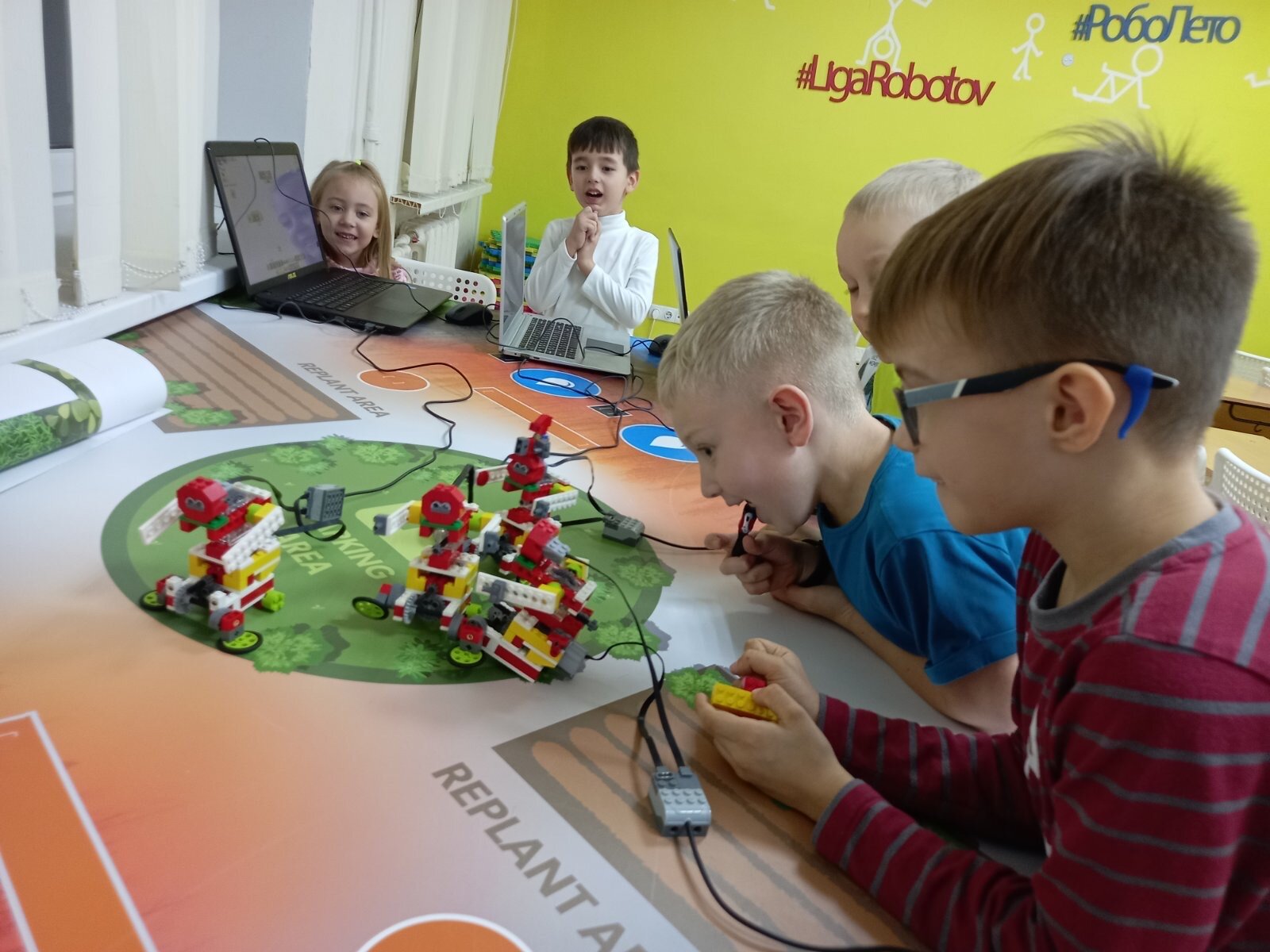 Школа робототехники и программирования Лига Роботов, фотография 1